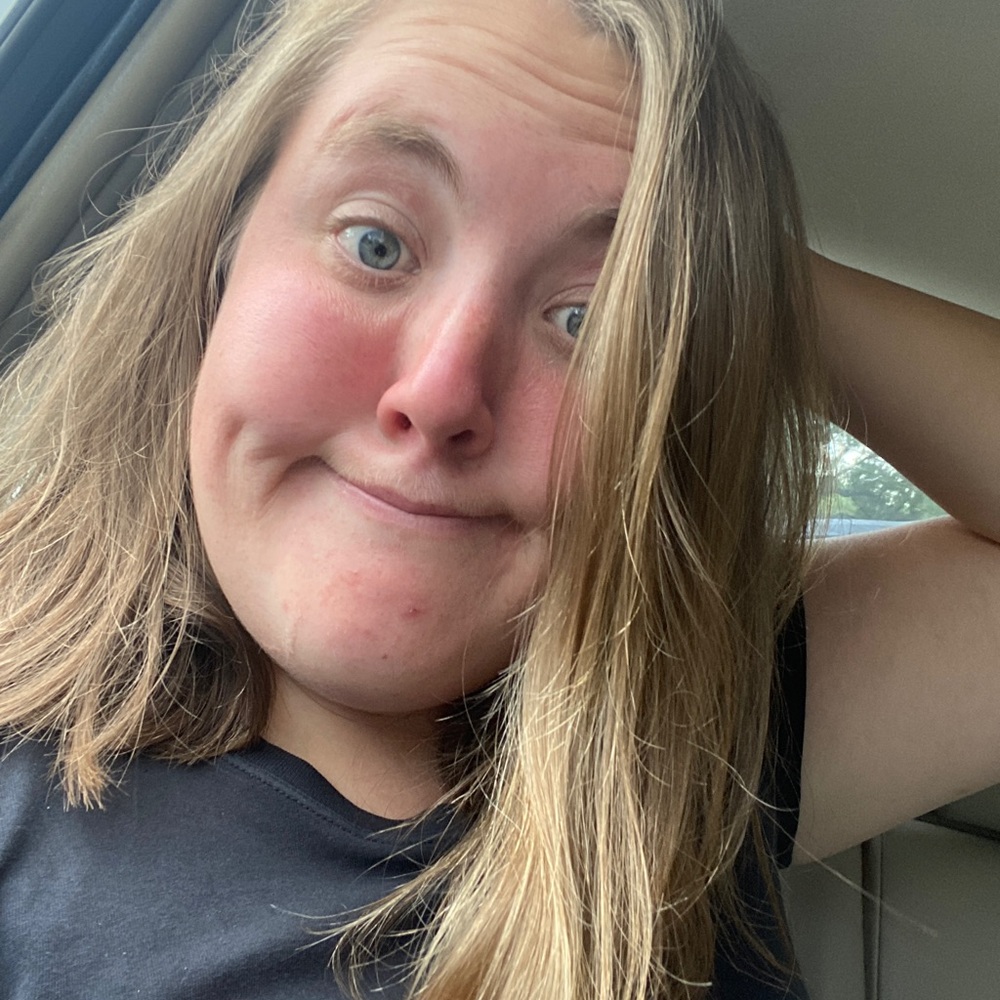 Meet your Posher, Casey